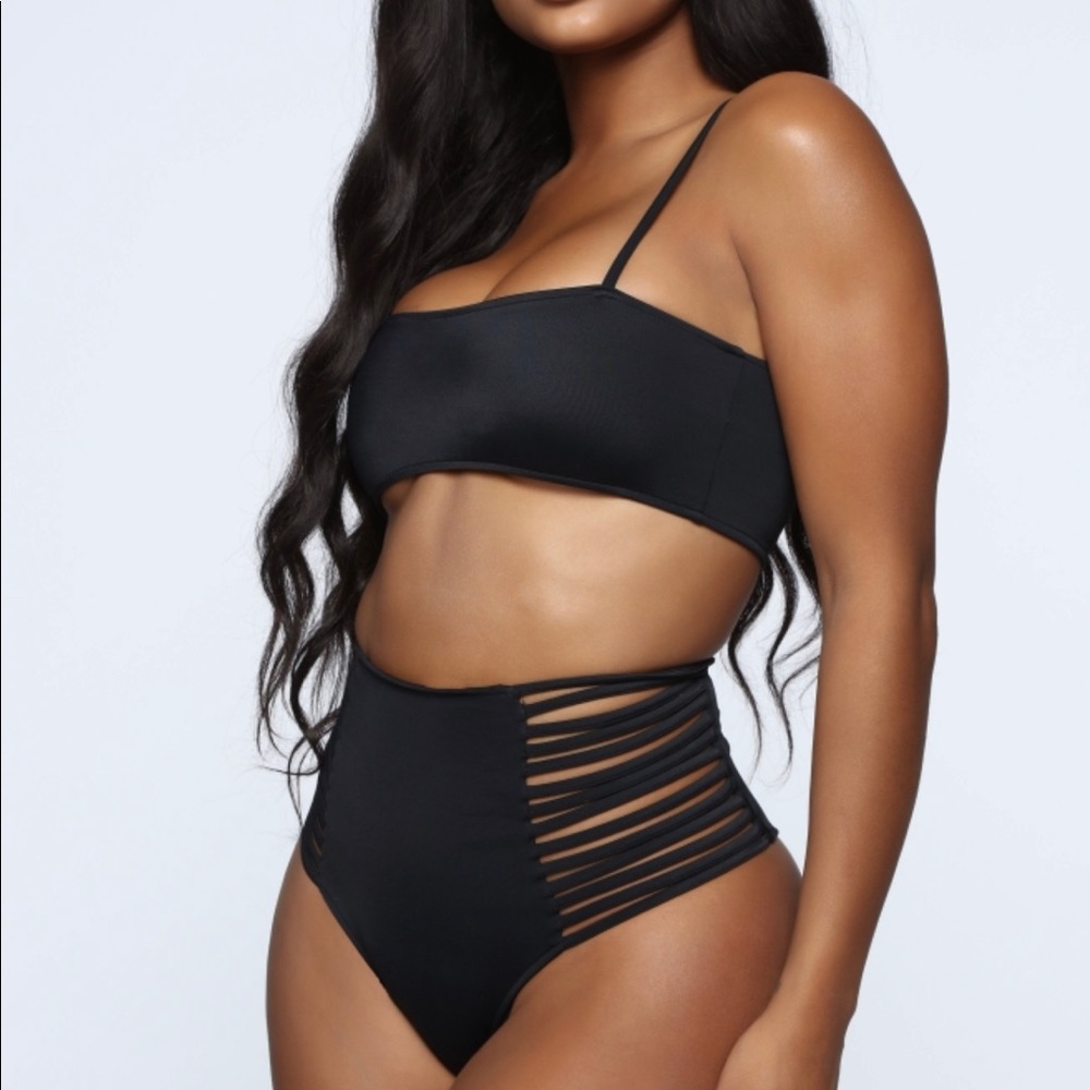 Side Piece Bikini - Black